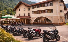 Gasthof Rieder Stubn B&B Restaurant & Pinseria